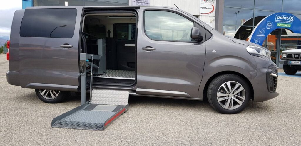 Mobilité facilitée avec véhicule adapté pour handicapé occasion
